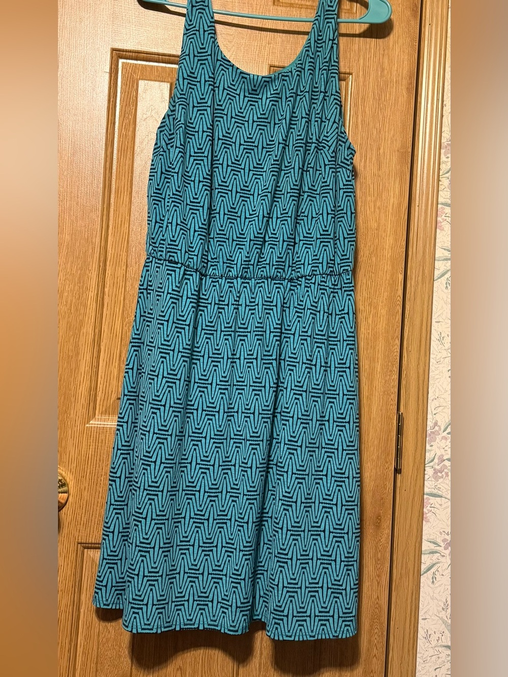 Market & Spruce Teal Geometric Midi Dress - Picture 5 of 6